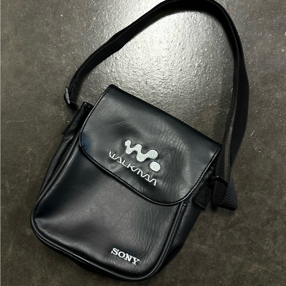 Sony Black Messenger Bag